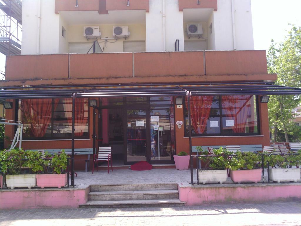 Hotel Rosa 里米尼 外观 照片