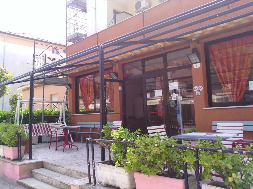 Hotel Rosa 里米尼 外观 照片